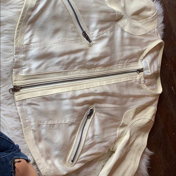 Silk and leather Champagne color moto - Picture 15 of 15